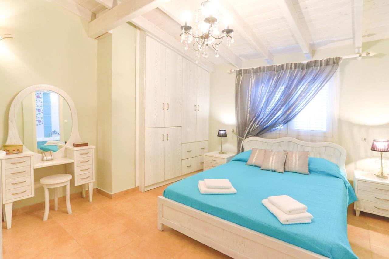 La Casa Del Postino * Kassiopi